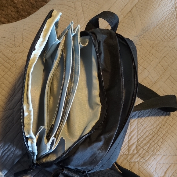 Derek Alexander Bag - Picture 5 of 6